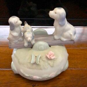VINTAGE PORCELAIN SHAFFORD MOTION MUSIC BOX- circa 1950’s